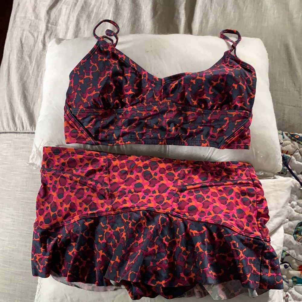 Bathing suit 👙 skirt and top very very cute